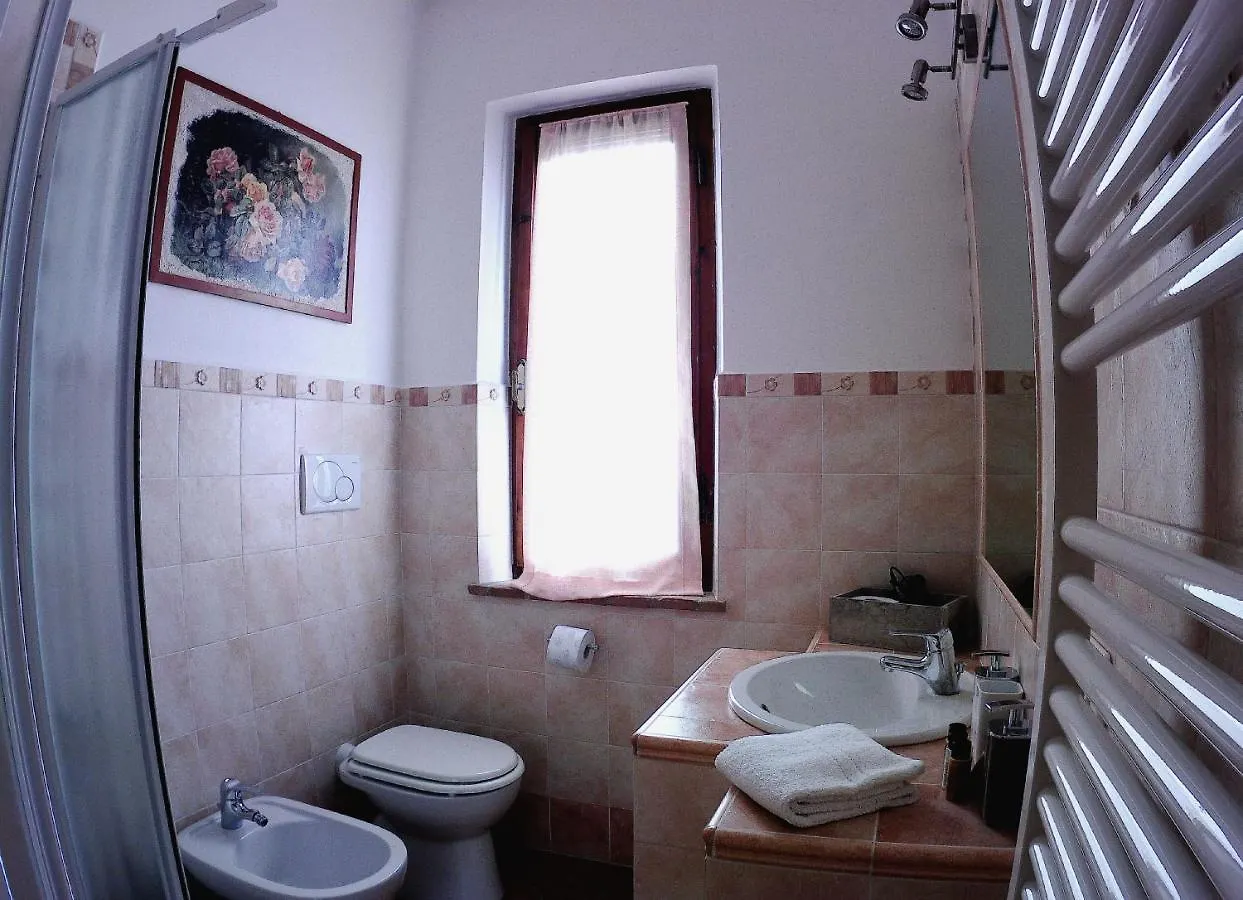 La Casa Tra Gli Ulivi Bed & Breakfast Cortona Italy