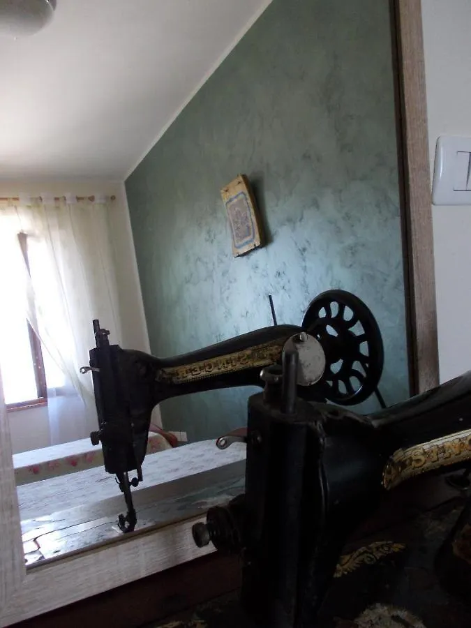 La Casa Tra Gli Ulivi Bed and Breakfast Κορτόνα